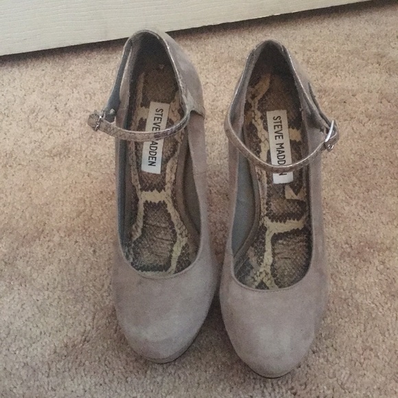 Steve Madden Pumps - Picture 2 of 3